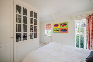 Double bedroom- click for photo gallery